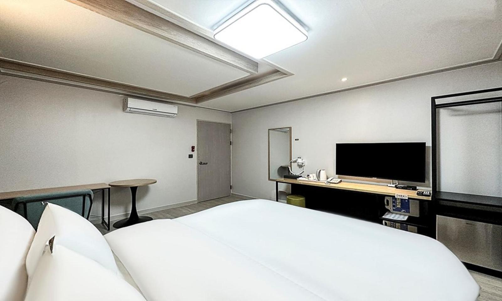 Gumi Time Hotel エクステリア 写真