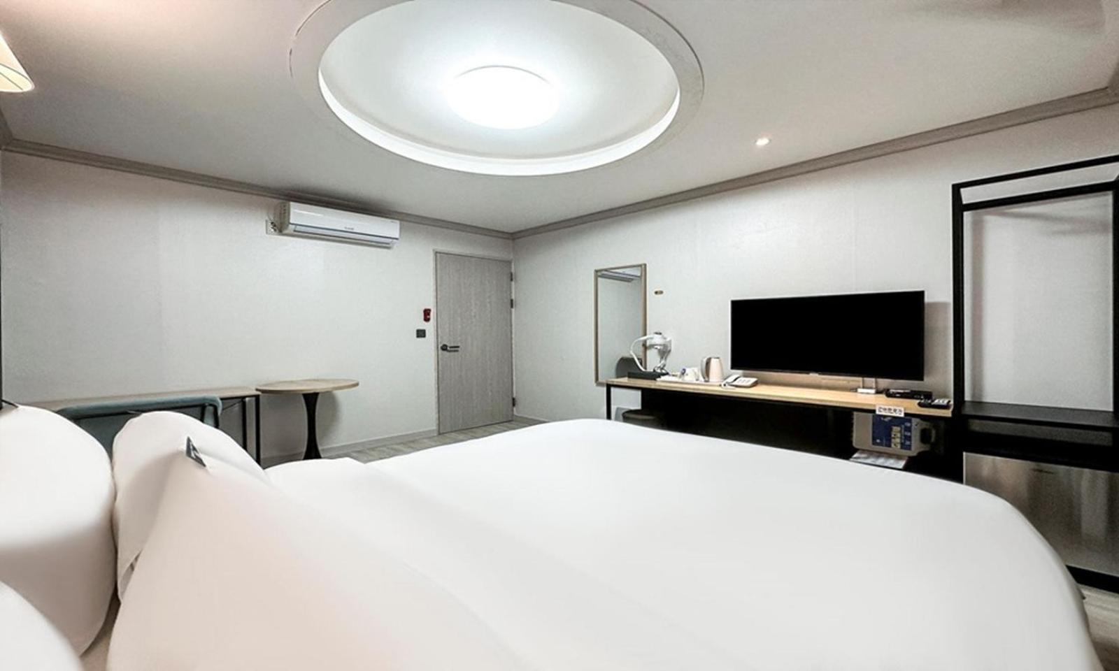 Gumi Time Hotel エクステリア 写真
